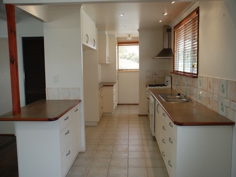 9 Whitfield Road, Jurien Bay WA 6516