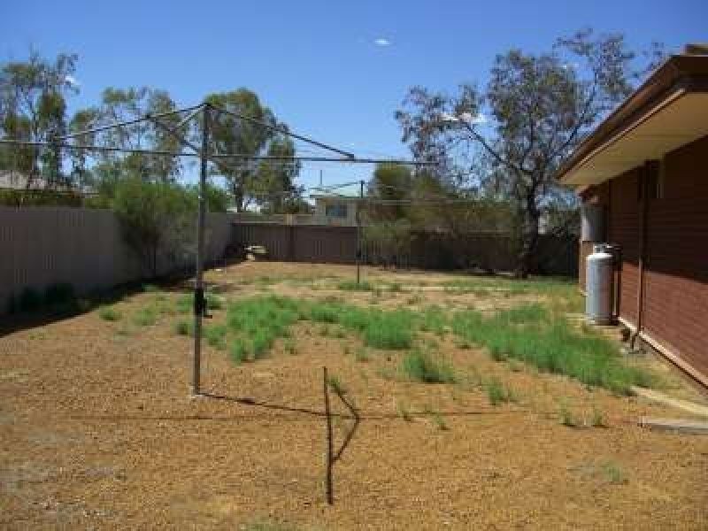 6 Howard Place, Three Springs WA 6519