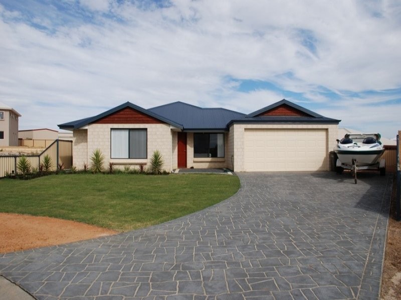 9 Proton Place, Jurien Bay WA 6516
