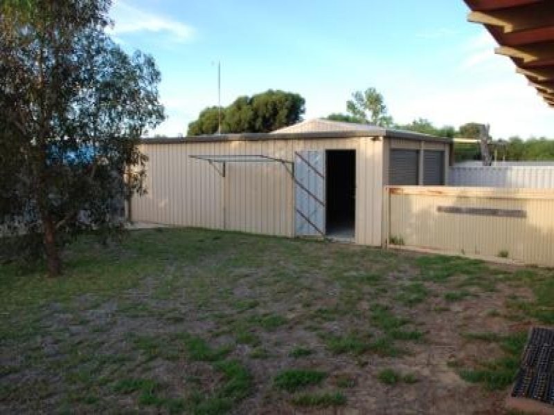 13 Tamarisk Street, Leeman WA 6514