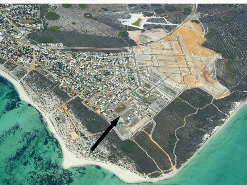 16 Pinetree Circuit, Jurien Bay WA 6516