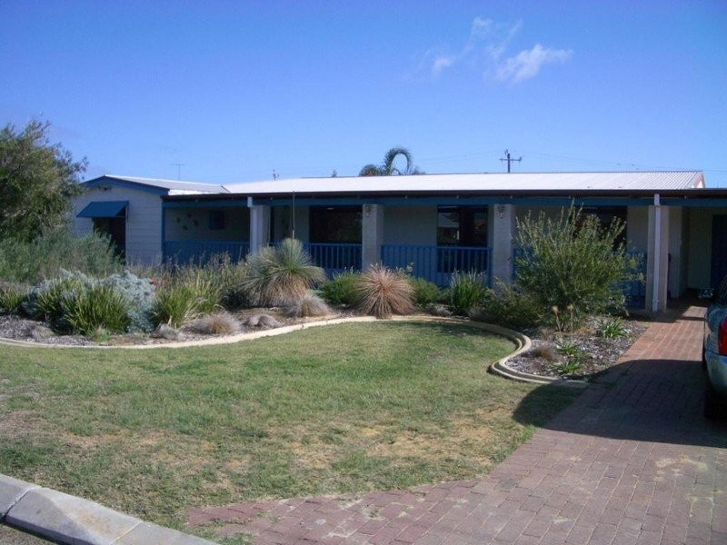 9 Tuart Street, Leeman WA 6514