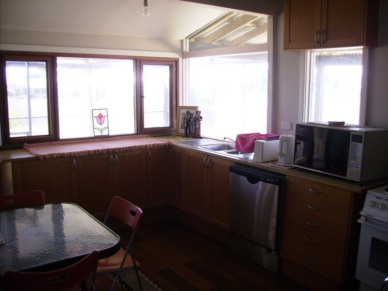 20 Elizabeth Way, Jurien Bay WA 6516