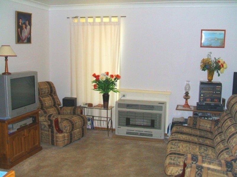 15 Hood Street, Cowra NSW 2794