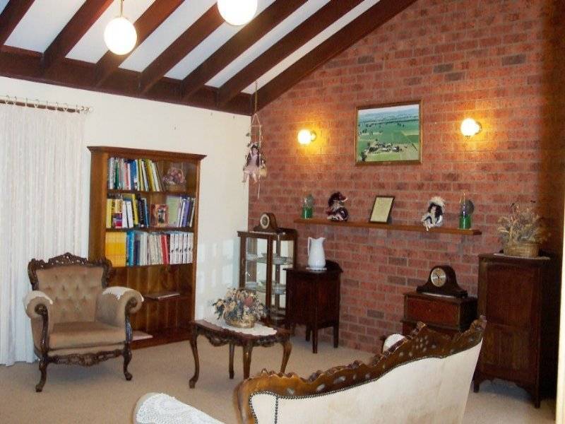 26 Evans Street, Cowra NSW 2794