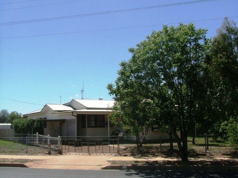 7 Mulyan Street, Cowra NSW 2794
