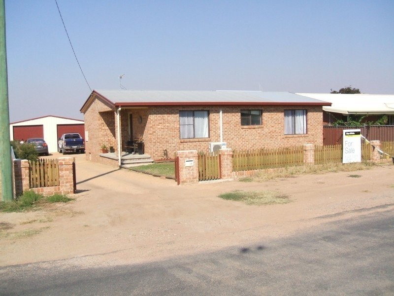 16 Taragala Street, Cowra NSW 2794