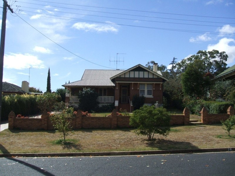 26 Keswick Street, Cowra NSW 2794