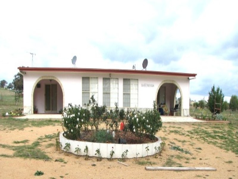 1015 Pine Mount Road, Cowra NSW 2794