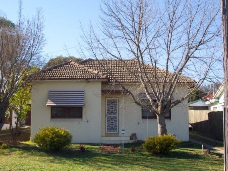 15 Wellington Street, Cowra NSW 2794