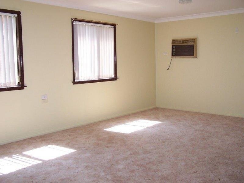 15 Wellington Street, Cowra NSW 2794