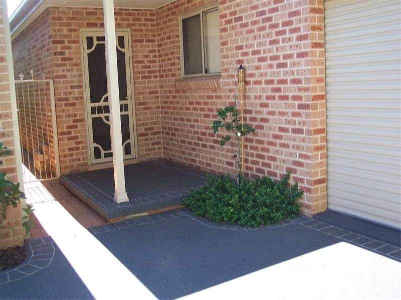 44C Vaux Street, Cowra NSW 2794