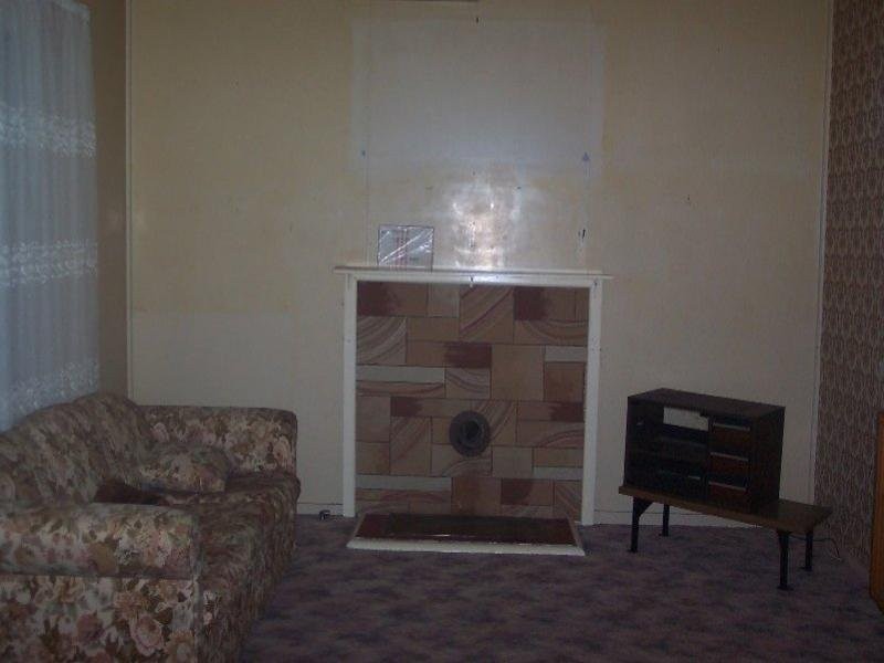 1 Noyeau Street, Woodstock NSW 2793