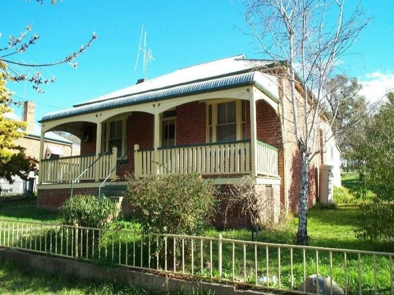 56 Lynch Street, Cowra NSW 2794