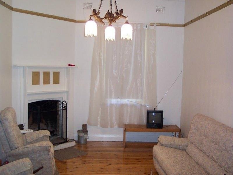 56 Lynch Street, Cowra NSW 2794