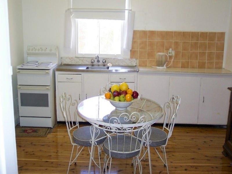 56 Lynch Street, Cowra NSW 2794