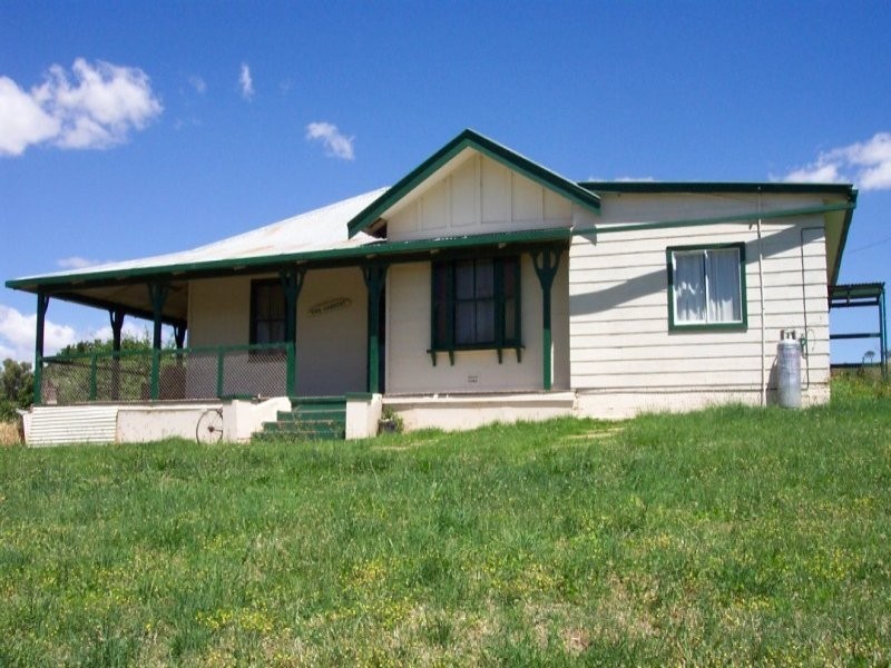 77 Walli Road, Woodstock NSW 2793