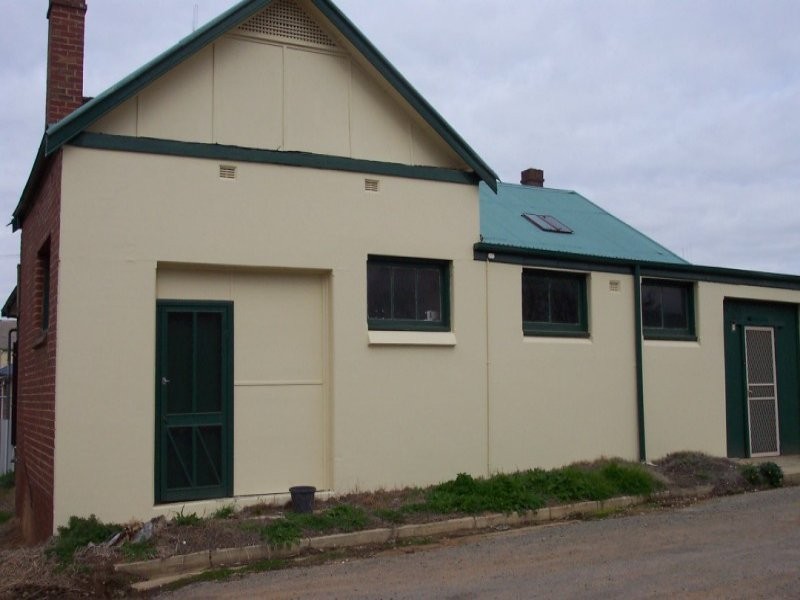 1 Railway Lane, Cowra NSW 2794