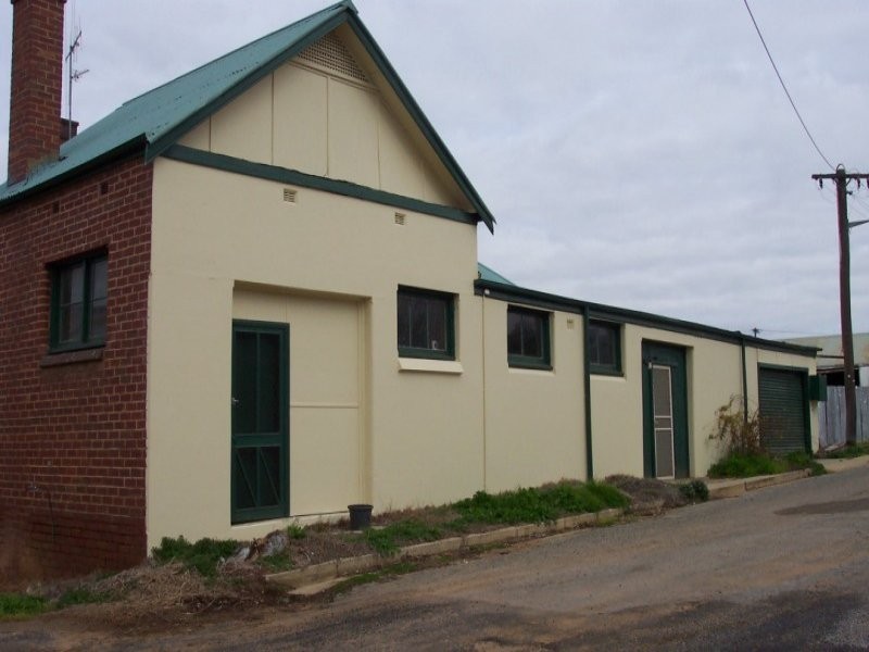 1 Railway Lane, Cowra NSW 2794