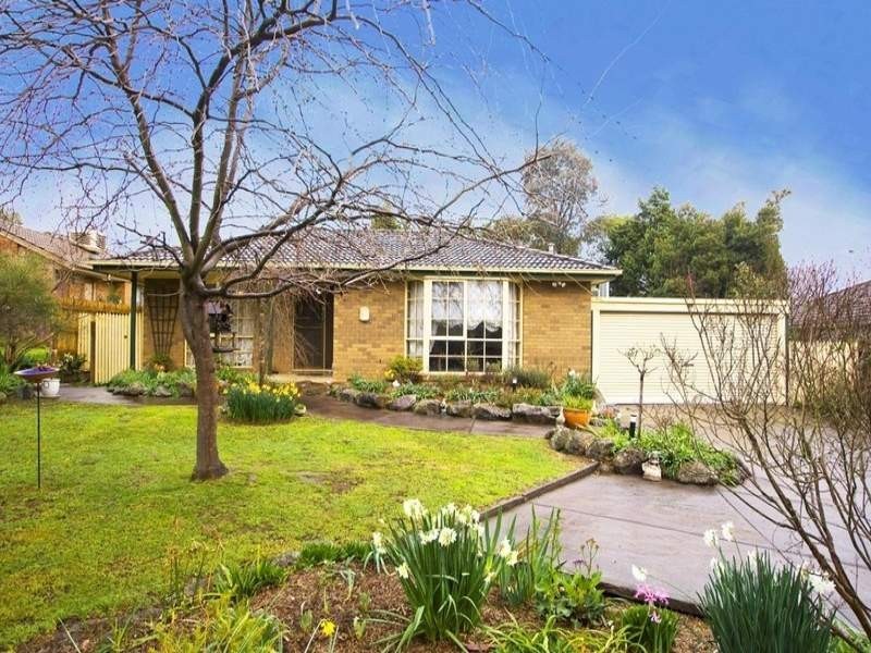 12 MARLOO COURT, Croydon Hills VIC 3136