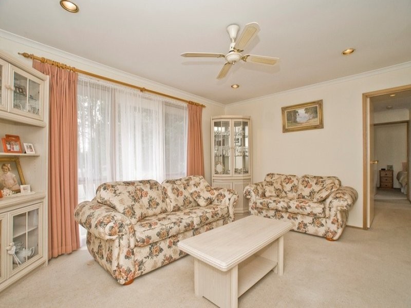 7 ESKDALE DRIVE, Croydon Hills VIC 3136