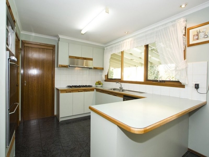 18 MITCHELL COURT, Croydon North VIC 3136