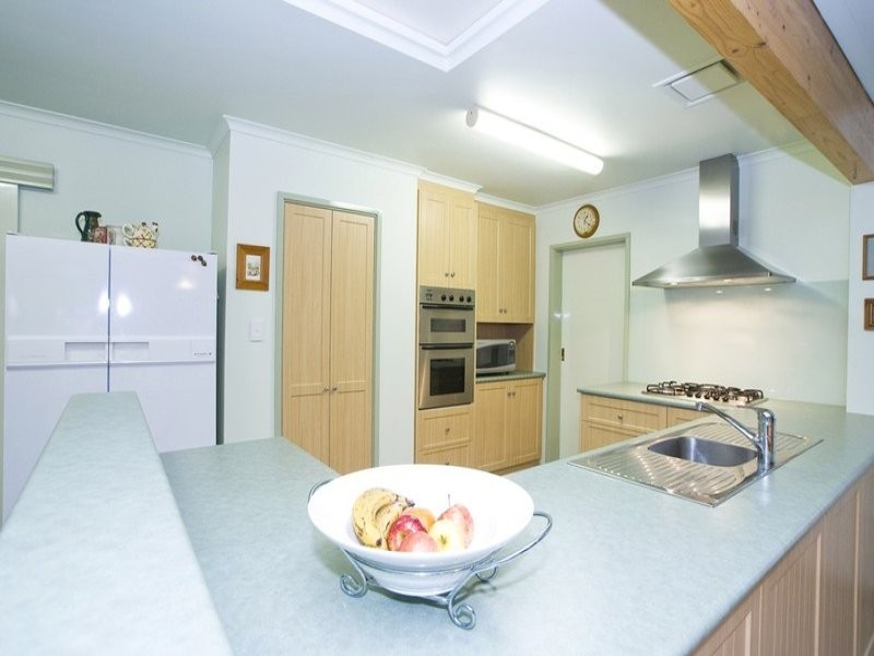 20 WALLARA CRESCENT, Croydon VIC 3136