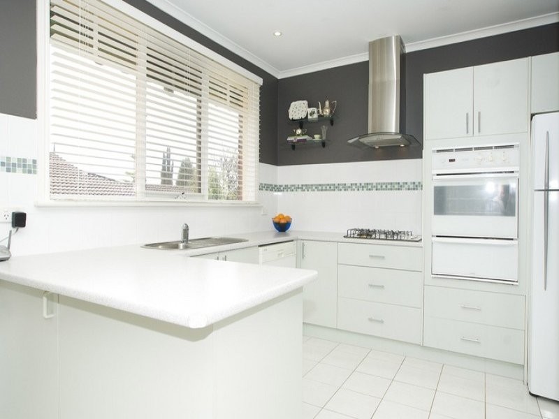 31 NURSERY ROAD, Croydon VIC 3136