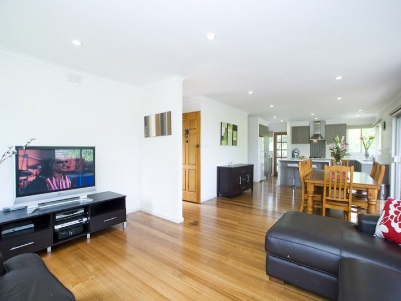 40 SHADOWPLAY ROAD, Mooroolbark VIC 3138