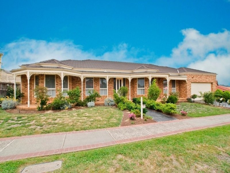 15 BILLANOOK WAY, Chirnside Park VIC 3116