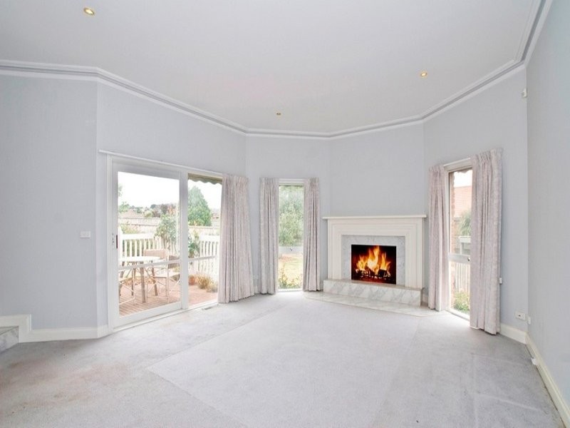 15 BILLANOOK WAY, Chirnside Park VIC 3116