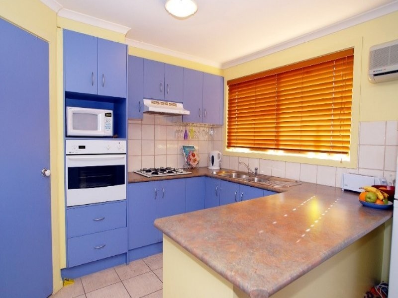 38 Kierens Way, Chadstone VIC 3148