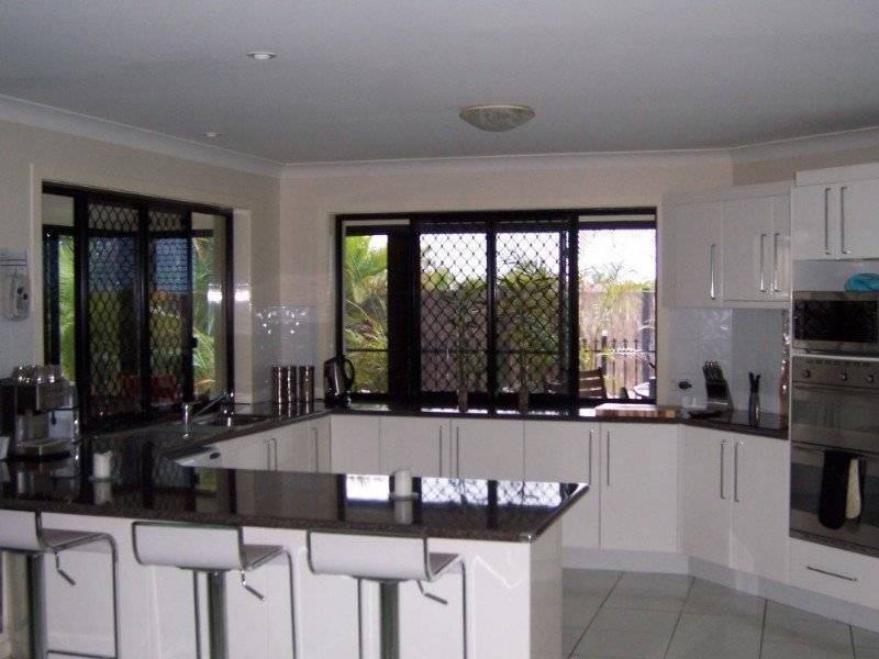 98 Phillip Pde, Deception Bay QLD 4508