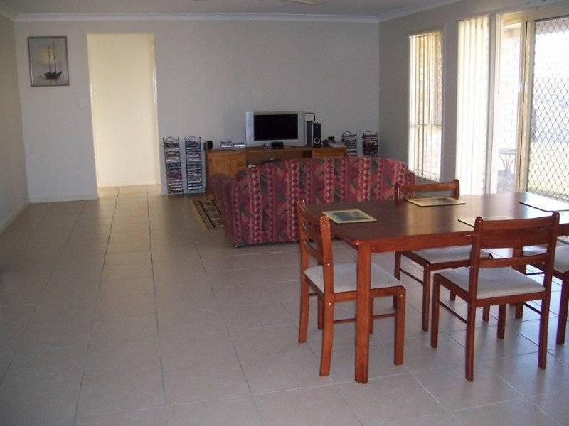 16 Peachester Court, Deception Bay QLD 4508