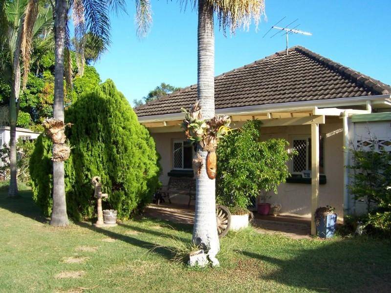 13 Frank Street, Scarborough QLD 4020