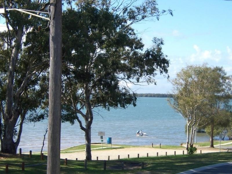 141 Esplanade South, Deception Bay QLD 4508