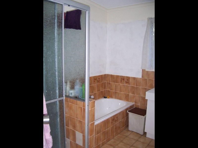 6 Elizabeth St, Deception Bay QLD 4508