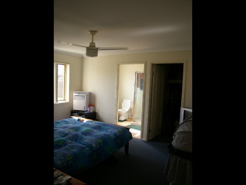 4 Peachester Court, Deception Bay QLD 4508
