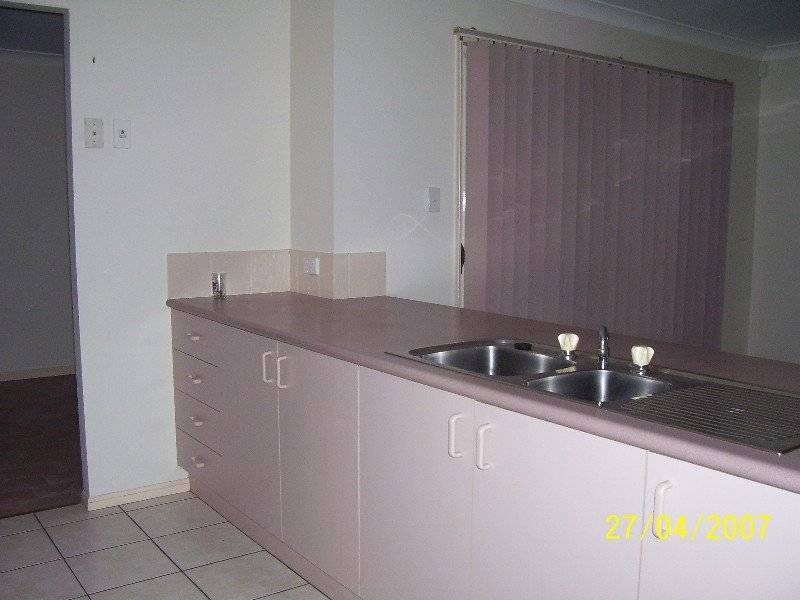 1 Gareth Court, Deception Bay QLD 4508