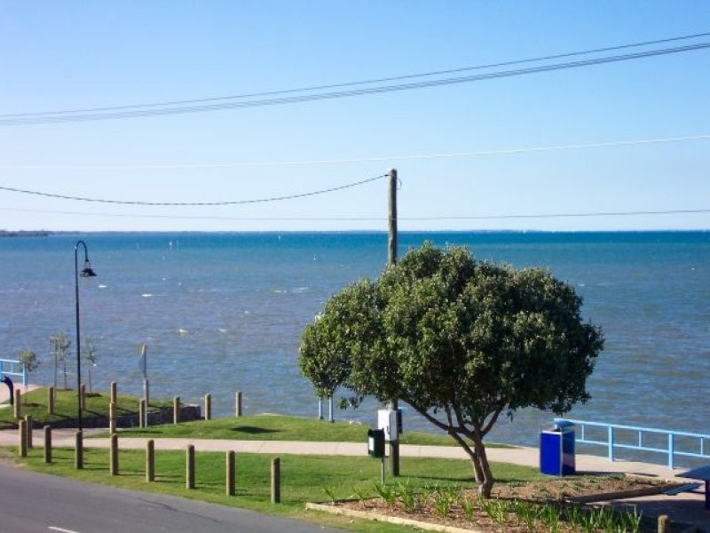 25 Esplanade, Deception Bay QLD 4508