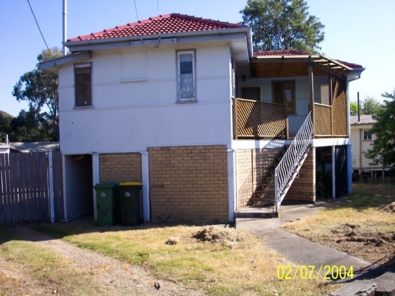 109 Scarborough Rd, Redcliffe QLD 4020