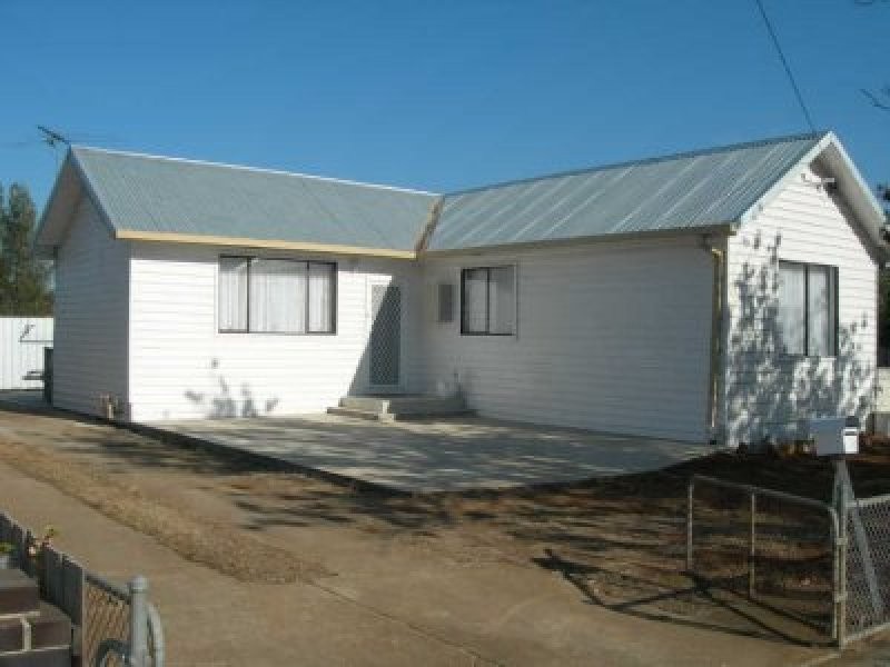 47 Exford Road, Melton South VIC 3338