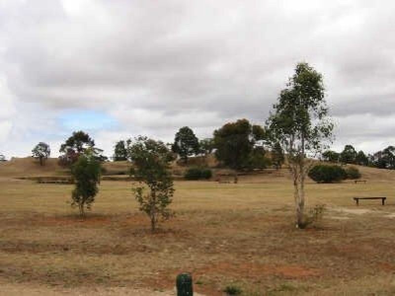 47 Exford Road, Melton South VIC 3338