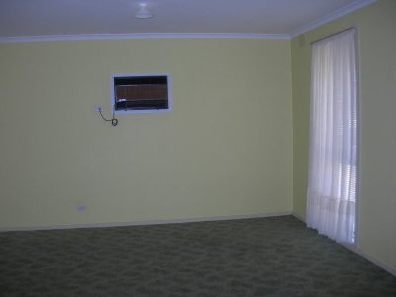 46 Bernard Drive, Melton South VIC 3338