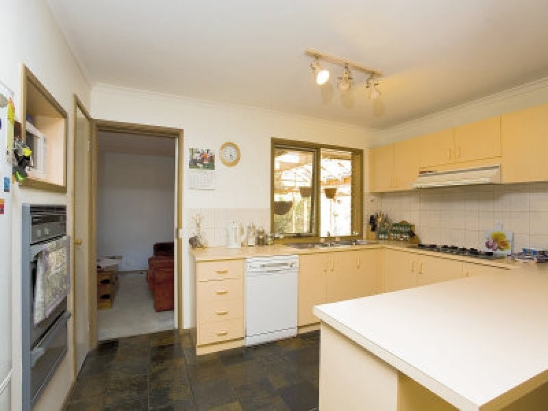 12 Silber Court, Melton West VIC 3337