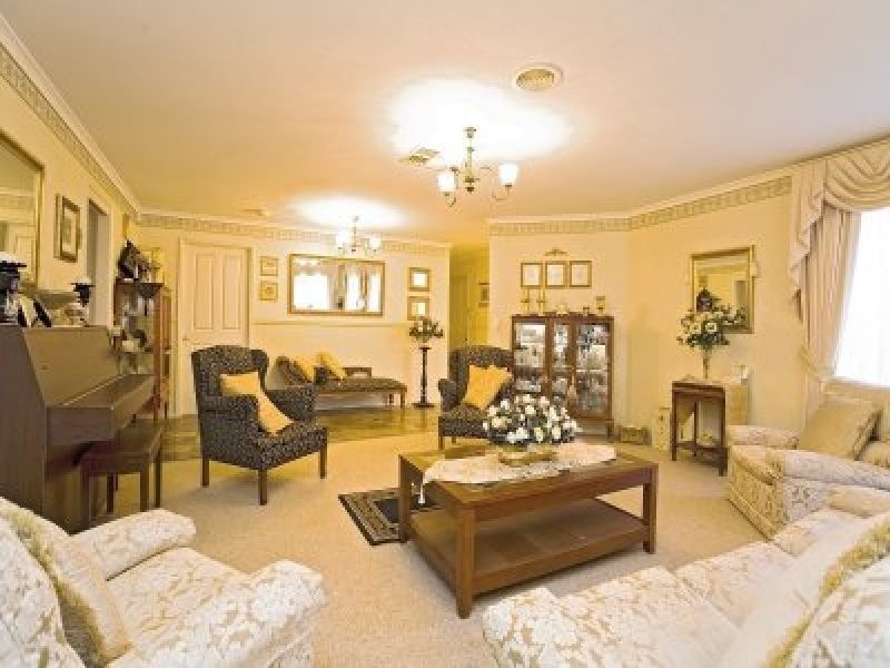 19 Maplewood Close, Brookfield VIC 3338