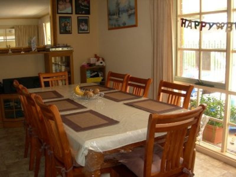 56 Chelmsford Way, Melton West VIC 3337