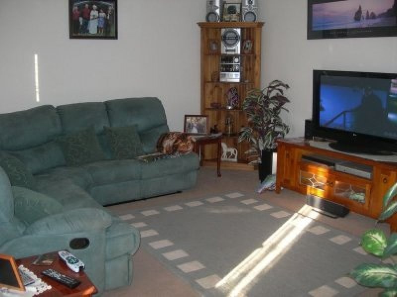 6 Maximus Court, Melton VIC 3337