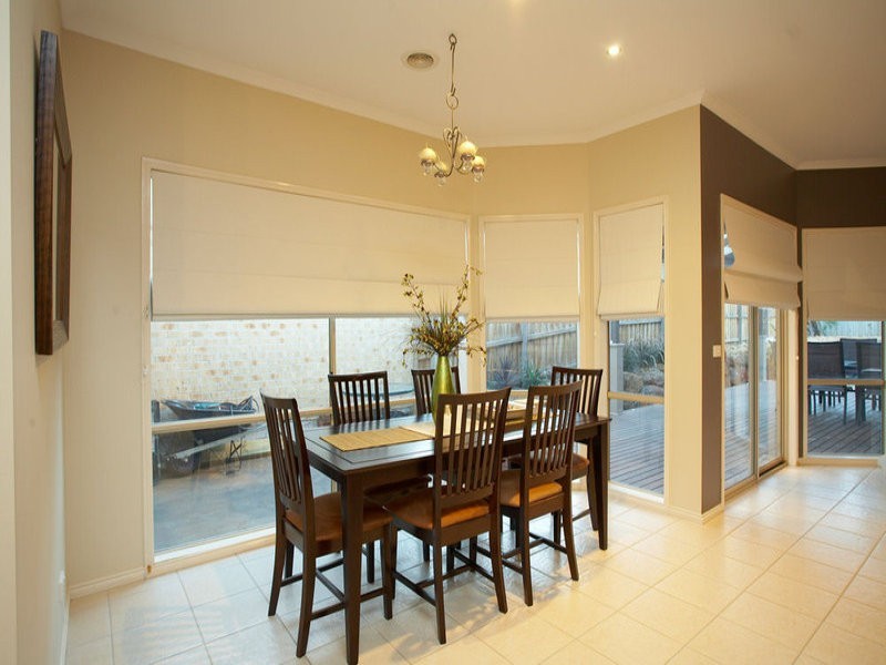 8 Viviannes Way, Darlingsford, Melton VIC 3337