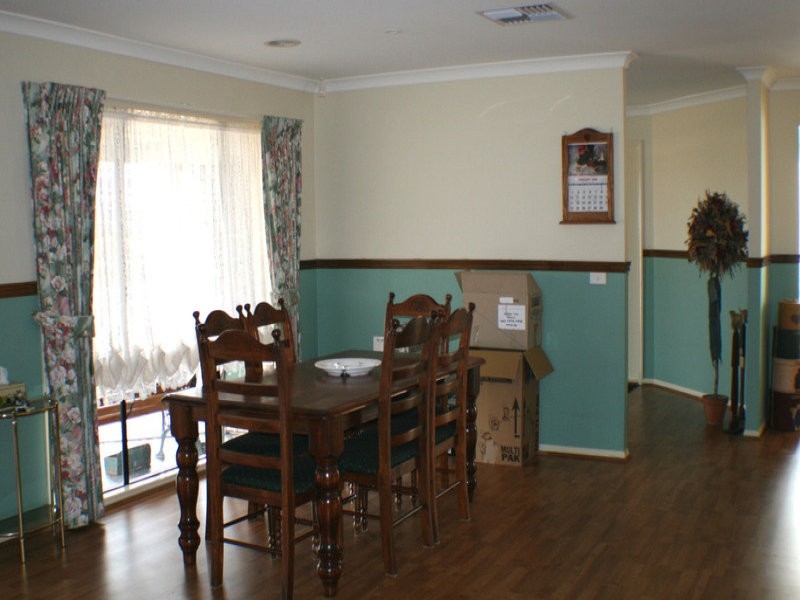 41 Killarney Drive, Melton VIC 3337